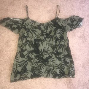 Off the shoulders spaghetti strap top